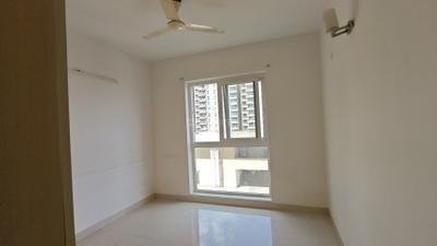 Bedroom Image of 1400 Sq.ft 3 BHK Apartment / Flat for rent in SJR Watermark, Harlur Bengaluru for Rs. 60000