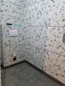 Common Bathroom Image of 900 Sq.ft 3 BHK Apartment / Flat for sale in G3 Builders Floor by G3 Buildtech, Dwarka Mor New Delhi for Rs. 6000000