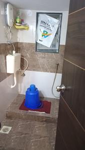 Bathroom Image of 520 Sq.ft 1 BHK Apartment / Flat for rent in Shubham Shree Hari Darshan Building No 7, Bhayandar East Mira Bhayandar for Rs. 27000