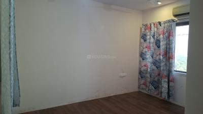 Bedroom Image of 900 Sq.ft 2.5 BHK Apartment / Flat for rent in T Bhimjyani The Verraton, Thane West Thane for Rs. 60000