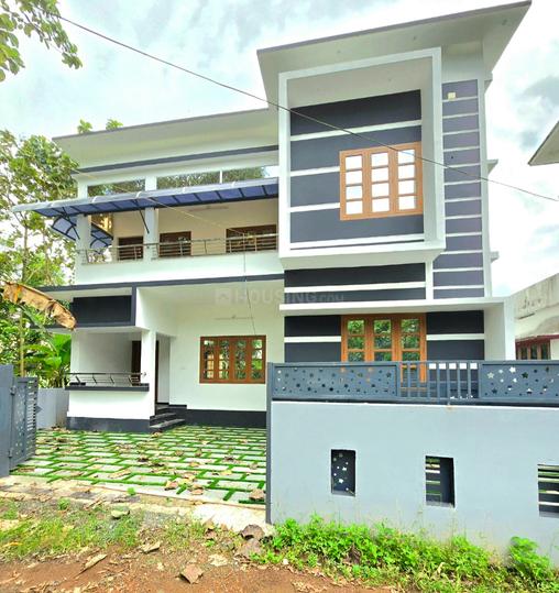 Pukkattupady Main Image 1