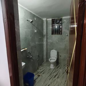 Bathroom Image of 1700 Sq.ft 3 BHK Apartment / Flat for rent in Danapur Patna for Rs. 14000
