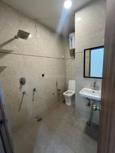 Image of 950 Sq.ft 2 BHK Builder Floor for rent in Mayur Vihar Phase 1, New Delhi for Rs. 36000