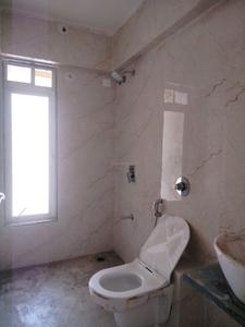 Common Bathroom Image of 1050 Sq.ft 2 BHK Apartment / Flat for sale in Juhu Ajanta Apartment, Juhu Mumbai for Rs. 45000000
