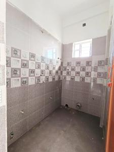 Bathroom Image of 950 Sq.ft 2 BHK Apartment / Flat for sale in Lily Bhaban, Behala Chowrasta Kolkata for Rs. 5200000