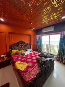 Bedroom Image of 1215 Sq.ft 2 BHK Apartment / Flat for rent in Adani Aster Neo, Shantigram Ahmedabad for Rs. 55000