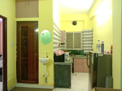Living Room Image of 520 Sq.ft 1 BHK Apartment / Flat for rent in Tangra Kolkata for Rs. 14750