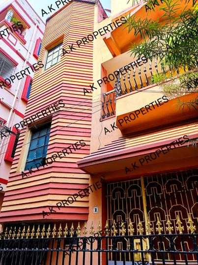 Sri Niwas Main Image 1