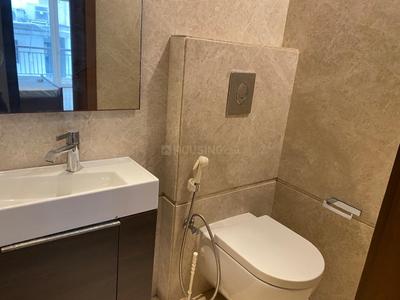 Bathroom Image of 2500 Sq.ft 4 BHK Builder Floor for rent in Shanti Niketan New Delhi for Rs. 450000