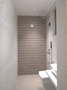 Common Bathroom Image of 1030 Sq.ft 2 BHK Apartment / Flat for sale in PB Majestic Tower A, Nalasopara West Nala Sopara for Rs. 7280000