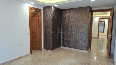 Bedroom Image of 1800 Sq.ft 3 BHK Builder Floor for sale in Tagore Garden Extension New Delhi for Rs. 43000000