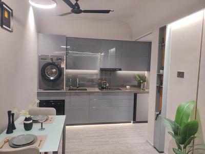 Kitchen Image of 890 Sq.ft 1 BHK Apartment / Flat for sale in Siban, Gujarat International Finance Tec City Gandhinagar for Rs. 8700000