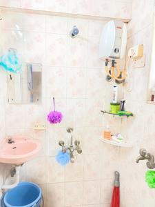 Bathroom Image of Girls sharing apartment  in Andheri West, Mumbai