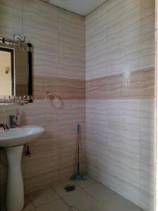 Common Bathroom Image of 455 Sq.ft 1 RK Apartment / Flat for rent in Supertech Ecociti, Sector 137 Noida for Rs. 19500
