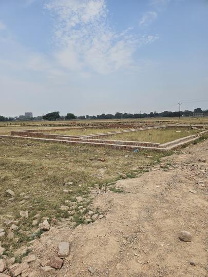 Rohania Main Image 1
