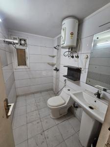 Bathroom Image of 1995 Sq.ft 3.5 BHK Apartment / Flat for sale in Gulshan Ikebana, Sector 143 Noida for Rs. 32000000