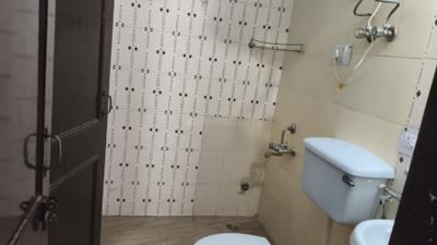 Image of 2000 Sq.ft 3 BHK Apartment / Flat for sale in CGHS Chitrakoot Apartments, Sector 22 Dwarka, New Delhi for Rs. 36000000