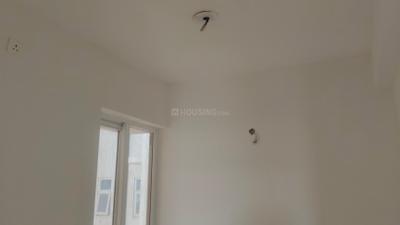 Bedroom Image of 738 Sq.ft 3 BHK Apartment / Flat for sale in Signature Global Golf Green, Sector 79 Gurgaon for Rs. 7100000
