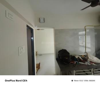 Kitchen Image of 550 Sq.ft 1 BHK Apartment / Flat for rent in Borivali West Mumbai for Rs. 36000