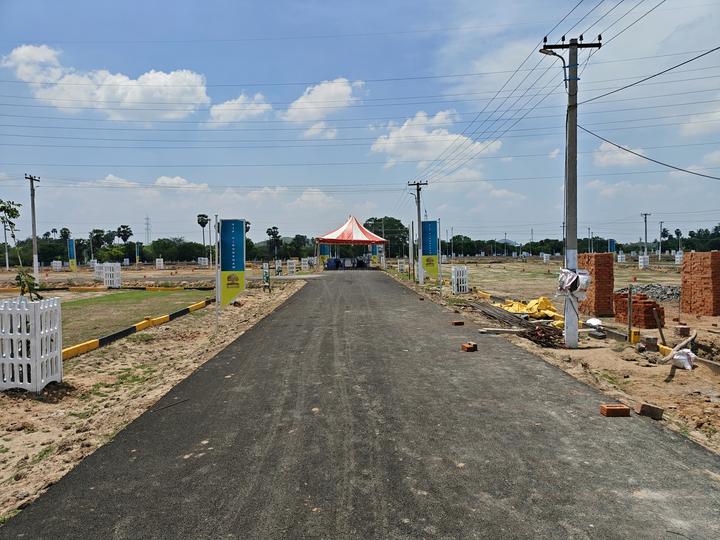 Pavendar Salai Main Image 1