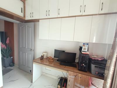 Kitchen Image of 1418 Sq.ft 2.5 BHK Apartment / Flat for sale in Sector 137 Noida for Rs. 17500000