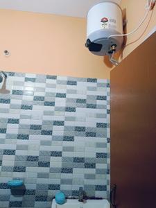 Bathroom Image of 1640 Sq.ft 3 BHK Apartment / Flat for rent in Bongal Pukhuri Jorhat for Rs. 16000