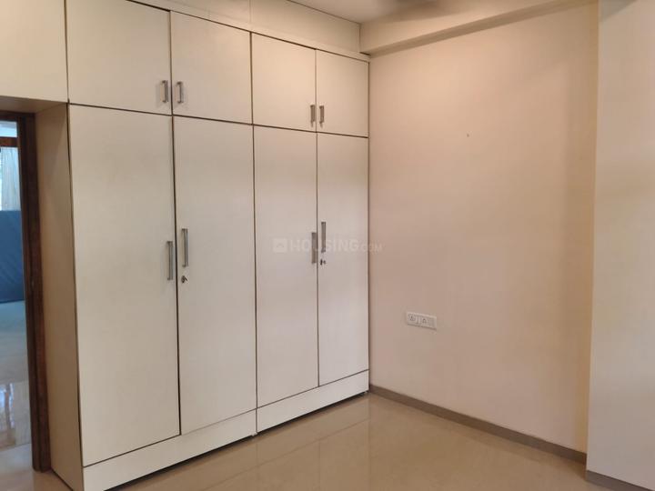 Khar West Bedroom 1