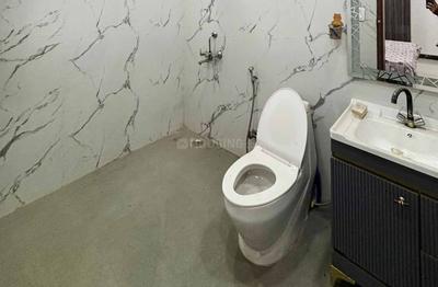 Bathroom Image of Manish Nest - Indirapuram in Indirapuram, Ghaziabad