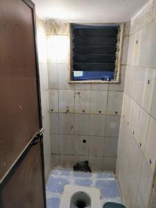 Bathroom Image of 370 Sq.ft 1 RK Apartment / Flat for sale in Thane West Thane for Rs. 4500000