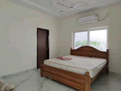 Bedroom Image of 3340 Sq.ft 4 BHK Villa for rent in Vulcan Golden Crest, Gachibowli Hyderabad for Rs. 95000