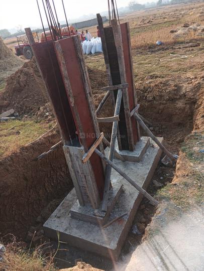 Hills court Society Main Image 1