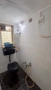 Bathroom Image of 550 Sq.ft 1 BHK Apartment / Flat for rent in Gautam View, Andheri West Mumbai for Rs. 55000