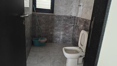 Image of 1100 Sq.ft 2.5 BHK Apartment / Flat for rent in Nanded Sargam, Nanded, Pune for Rs. 26000