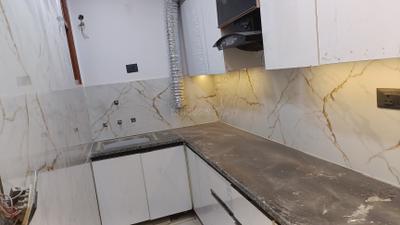 Kitchen Image of 900 Sq.ft 3 BHK Builder Floor for rent in Govindpuri New Delhi for Rs. 20000