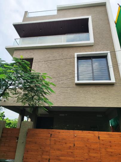 J Nagar Main Image 1