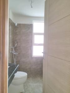 Common Bathroom Image of 900 Sq.ft 2 BHK Apartment / Flat for sale in KLJ Platinum Heights, Faizupur Majra Neemka Faridabad for Rs. 8400000