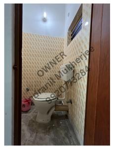 Bathroom Image of 1050 Sq.ft 2 BHK Apartment / Flat for sale in Behala Kolkata for Rs. 3500000