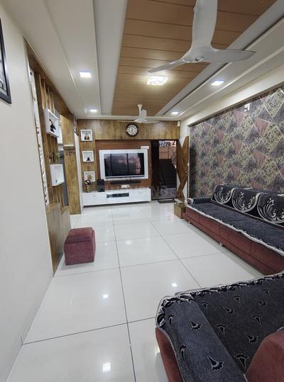 Jivan Veera Vastral Ahmedabad Main Image 1