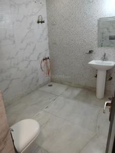 Image of 1200 Sq.ft 3 BHK Builder Floor for rent in Sector 11 Rohini, New Delhi for Rs. 45000