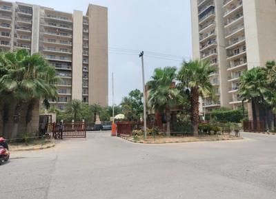 Image of 1900 Sq.ft 3 BHK Apartment / Flat for rent in Puri Aanand Vilas, Sector 81, Faridabad for Rs. 65000