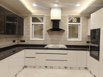 Kitchen Image of 2700 Sq.ft 4 BHK Builder Floor for sale in Hauz Khas New Delhi for Rs. 84000000