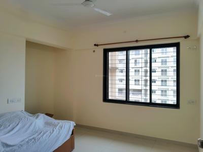 Bedroom Image of 1105 Sq.ft 3 BHK Apartment / Flat for rent in Kasarvadavali Thane for Rs. 35000