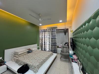 Bedroom Image of 3240 Sq.ft 4 BHK Builder Floor for sale in Vipul World, Sector 48 Gurgaon for Rs. 42600000