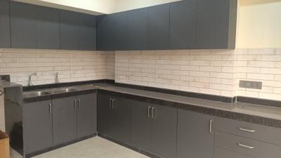 Kitchen Image of 2650 Sq.ft 6 BHK Apartment / Flat for rent in Paresh Pujara And Abhiraj Pujara Shreeji Krupa, Vile Parle West Mumbai for Rs. 500000