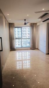 Hall Image of 550 Sq.ft 1 BHK Apartment / Flat for sale in Hiranandani Regent Hill A B C D And E Wing, Powai Mumbai for Rs. 19000000