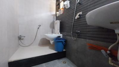 Bathroom Image of 750 Sq.ft 2 BHK Apartment / Flat for sale in Neelyog Aashiyana, Kandivali West Mumbai for Rs. 15800000