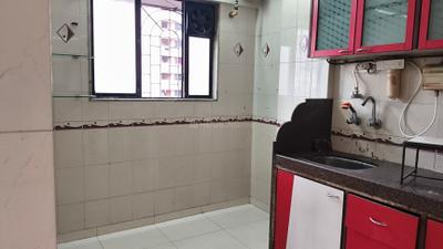 Kitchen Image of 790 Sq.ft 2 BHK Apartment / Flat for rent in Borivali West Mumbai for Rs. 50000