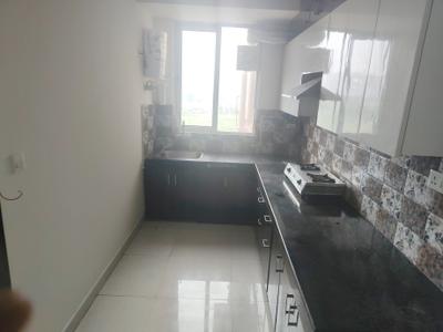 Kitchen Image of 900 Sq.ft 2 BHK Apartment / Flat for rent in Signature Global Andour Heights, Sector 71 Gurgaon for Rs. 28000