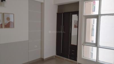 Bedroom Image of 1685 Sq.ft 3 BHK Apartment / Flat for rent in Exotica Eastern Court, Crossings Republik Ghaziabad for Rs. 22000