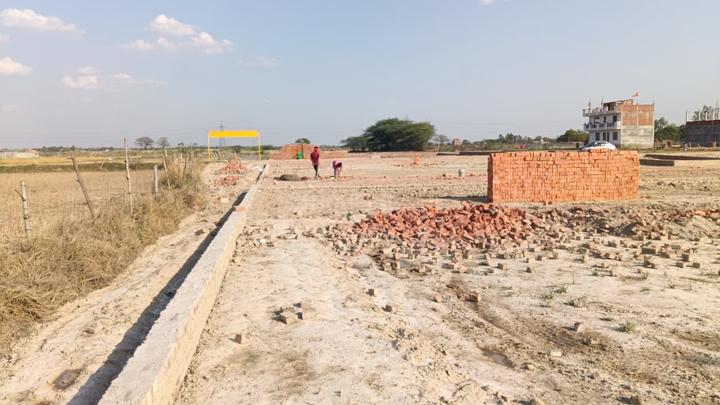 Investment Hotspot in Lucknow near Raibareli road Main Image 1